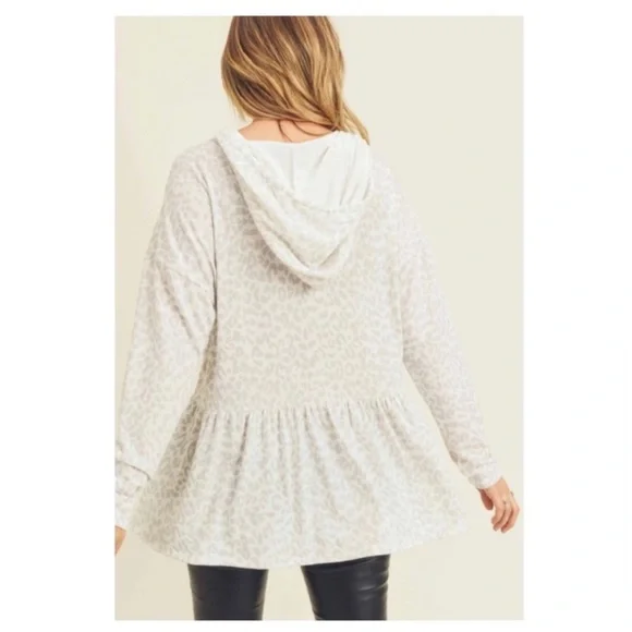 1 LEFT! Leopard Hooded Peplum Women's Top - Picture 5 of 7